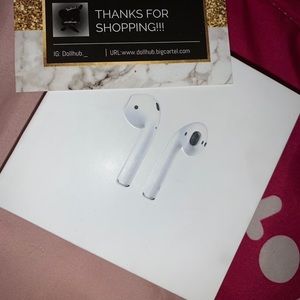 100% Authentic Apple Airpods